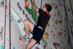mitarbeiterklettern_in_der_kletterarena_20121208_1275627532