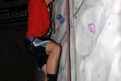 mitarbeiterklettern_in_der_kletterarena_20121208_1908856469